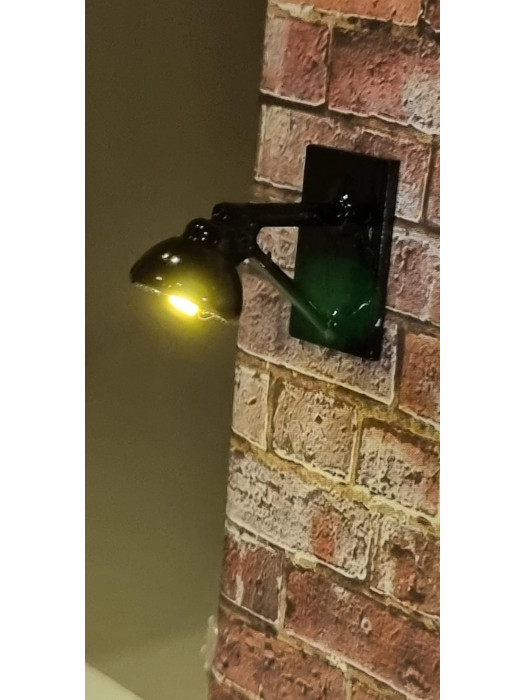 T26 wandlantaarn zwart 